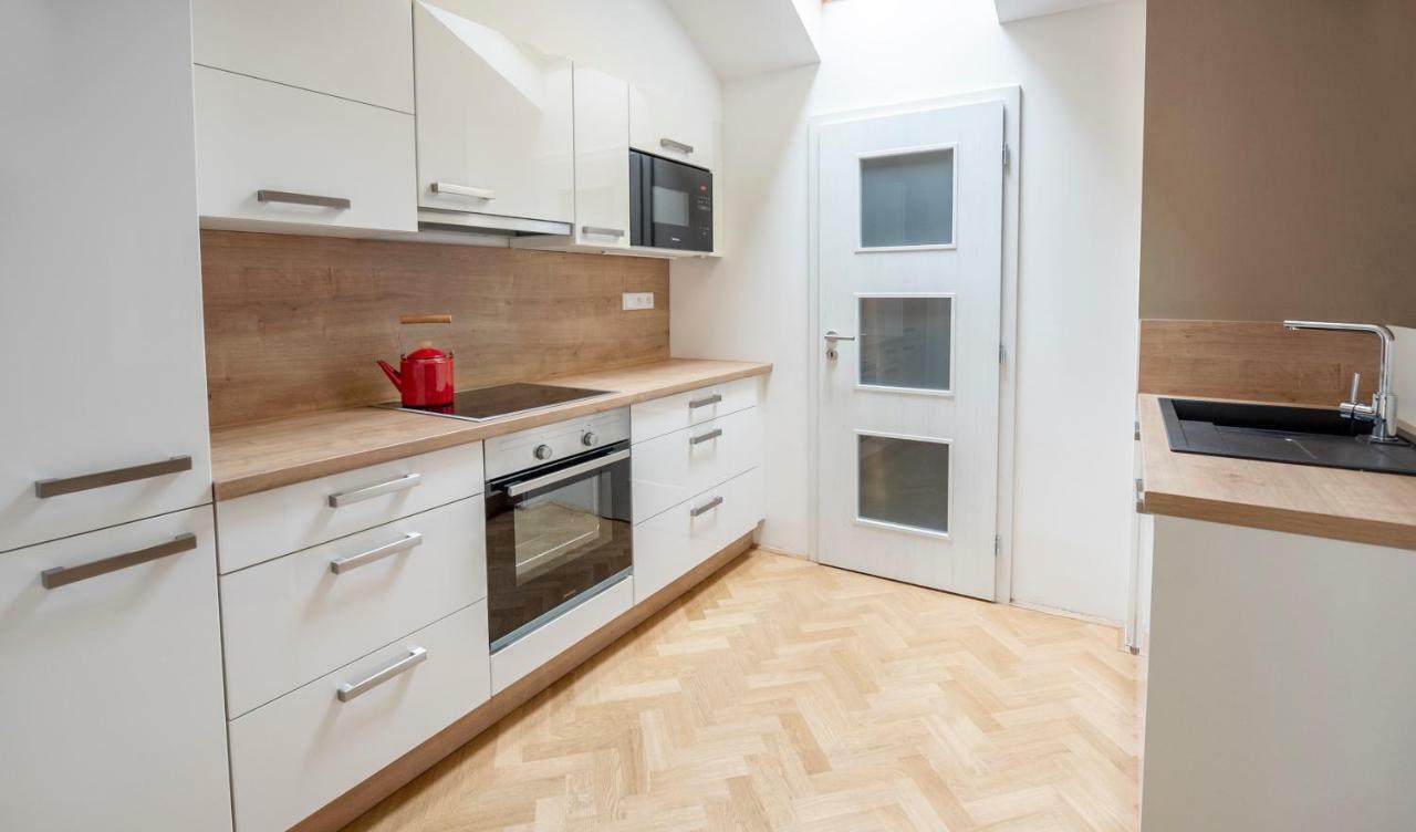 פראג Letna Garden Suites מראה חיצוני תמונה