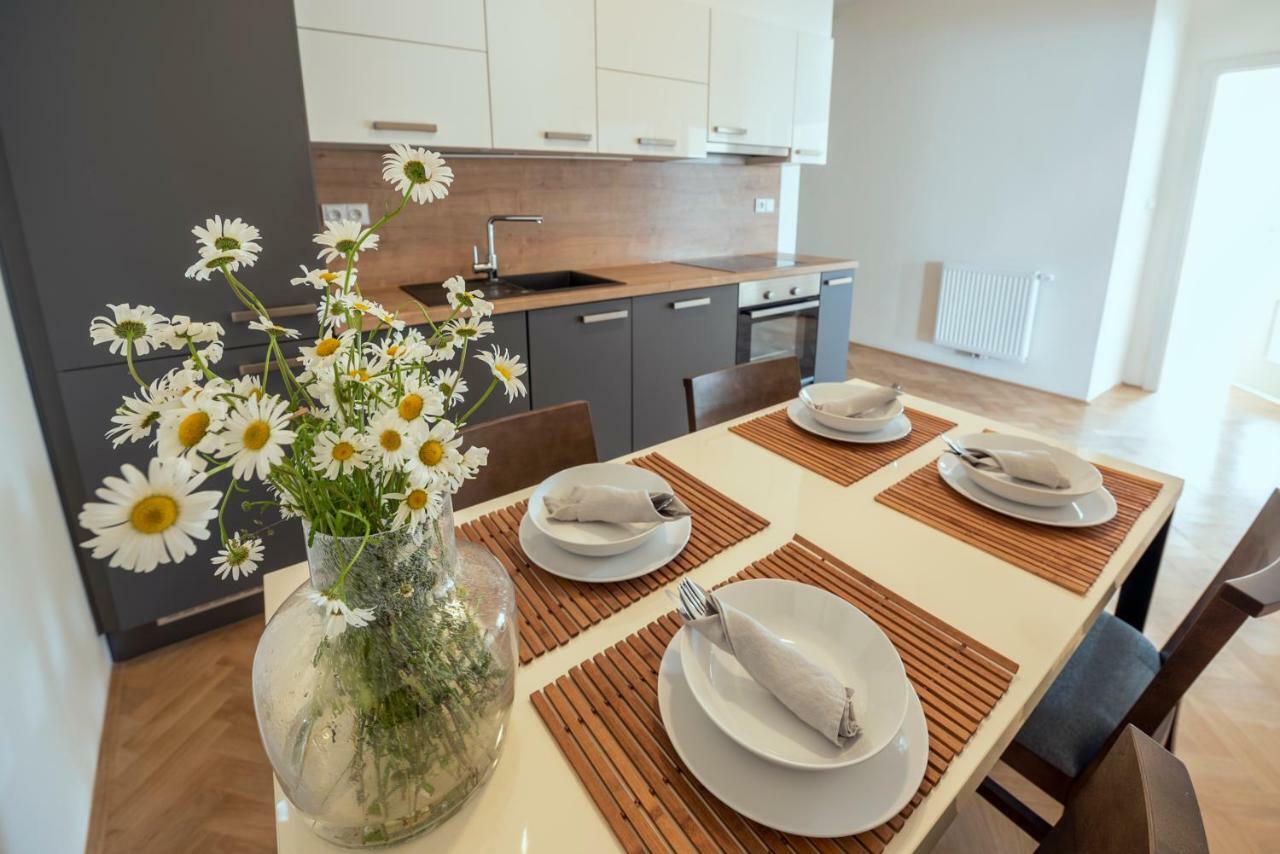 פראג Letna Garden Suites מראה חיצוני תמונה
