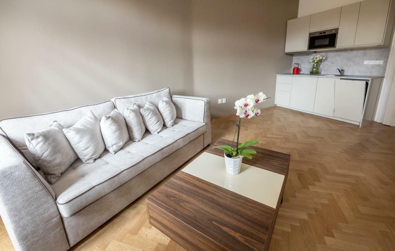 פראג Letna Garden Suites מראה חיצוני תמונה